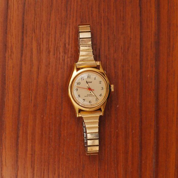 80's Pulsar Skinny Gold Watch - Picture 1 of 2